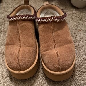 Cozy Tan women’s shoes